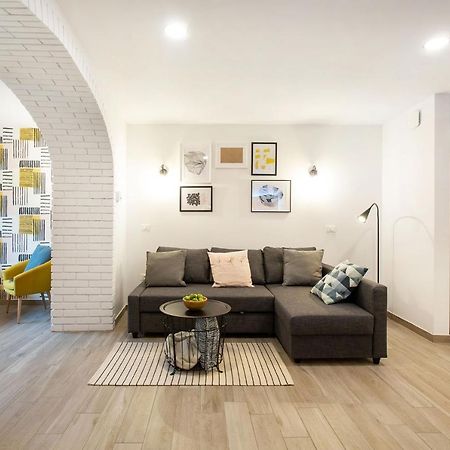 Castle Way Apartments Tamy Bled Extérieur photo