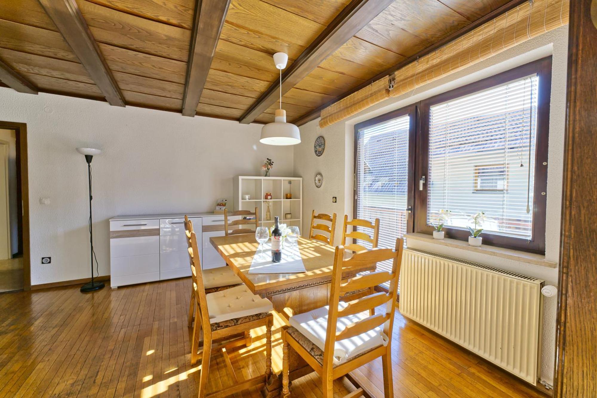 Castle Way Apartments Tamy Bled Extérieur photo