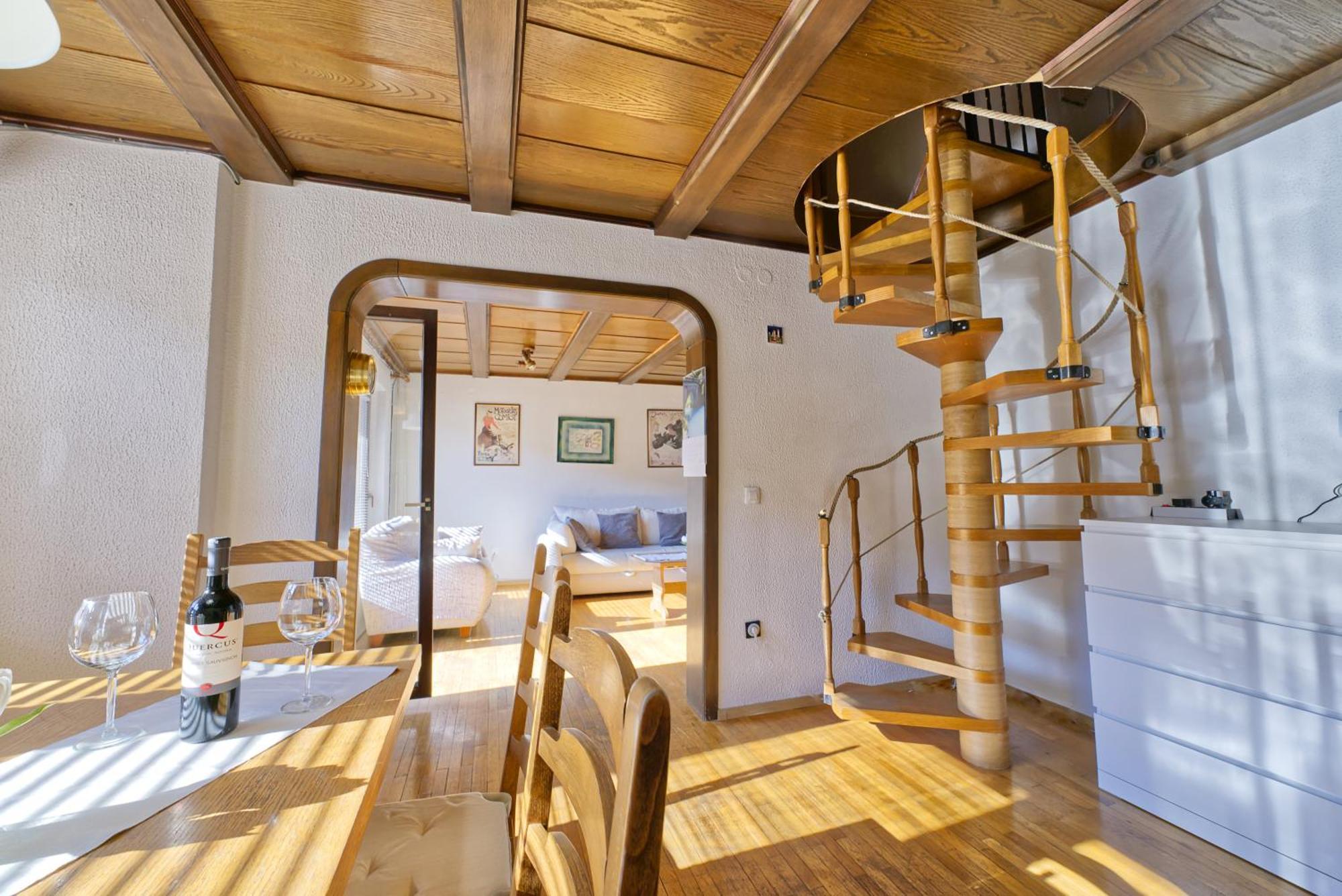 Castle Way Apartments Tamy Bled Extérieur photo