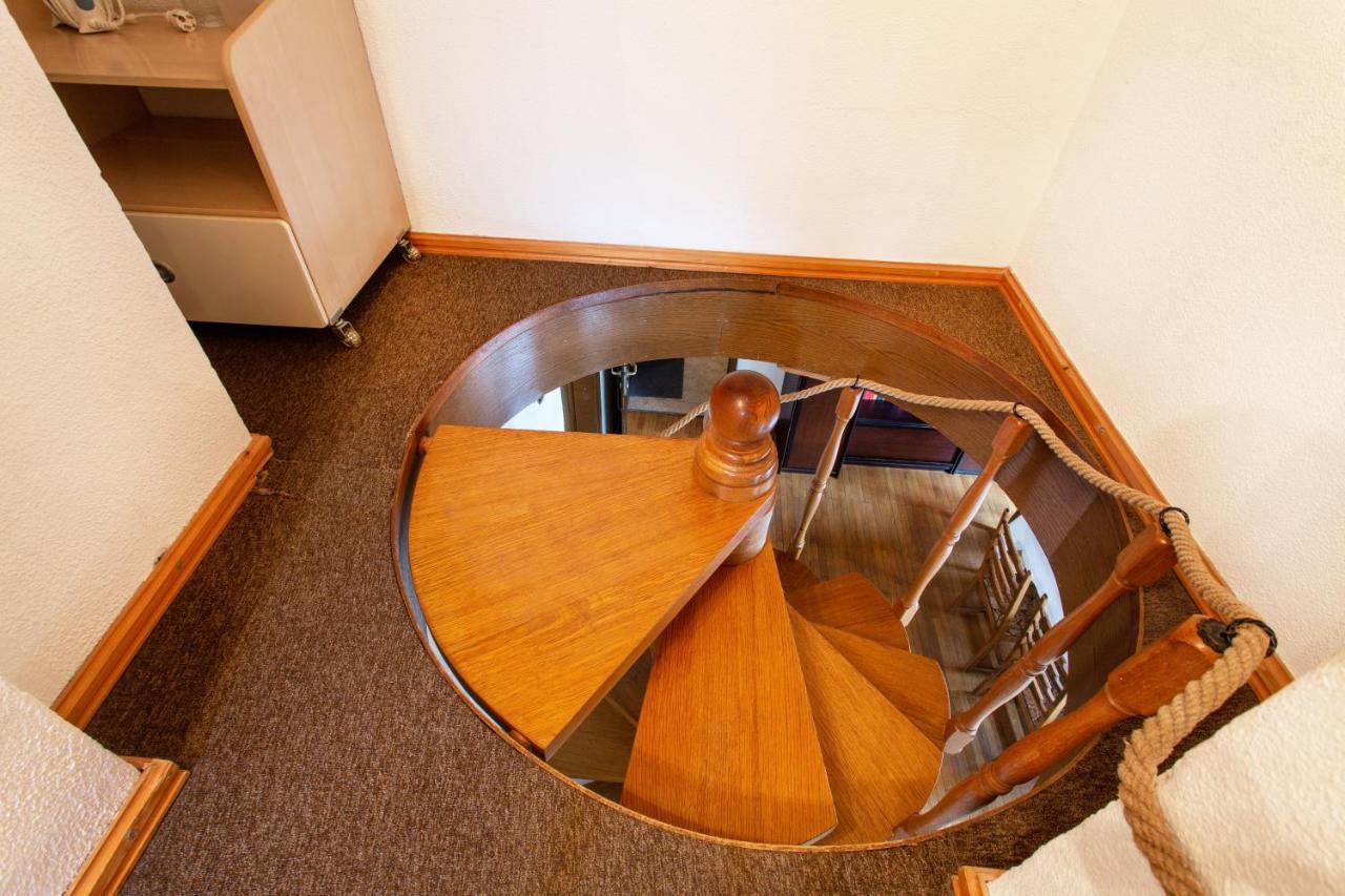 Castle Way Apartments Tamy Bled Extérieur photo