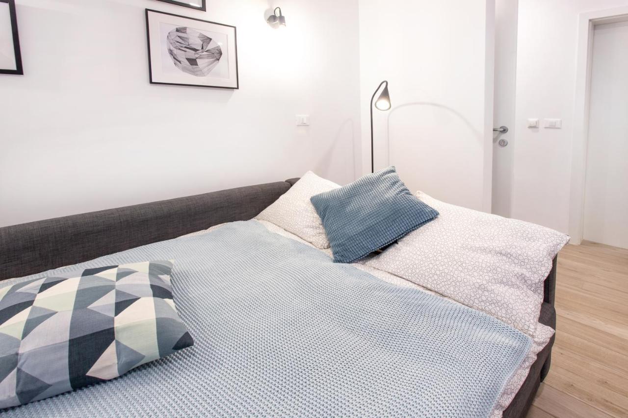 Castle Way Apartments Tamy Bled Extérieur photo